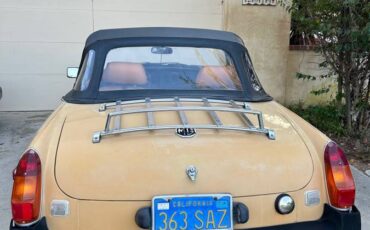 Mgb-roadster-1977-yellow