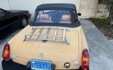 Mgb-roadster-1977-yellow-7