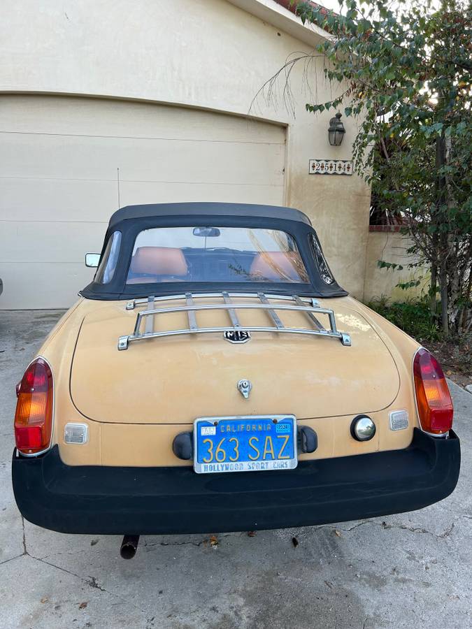 Mgb-roadster-1977-yellow