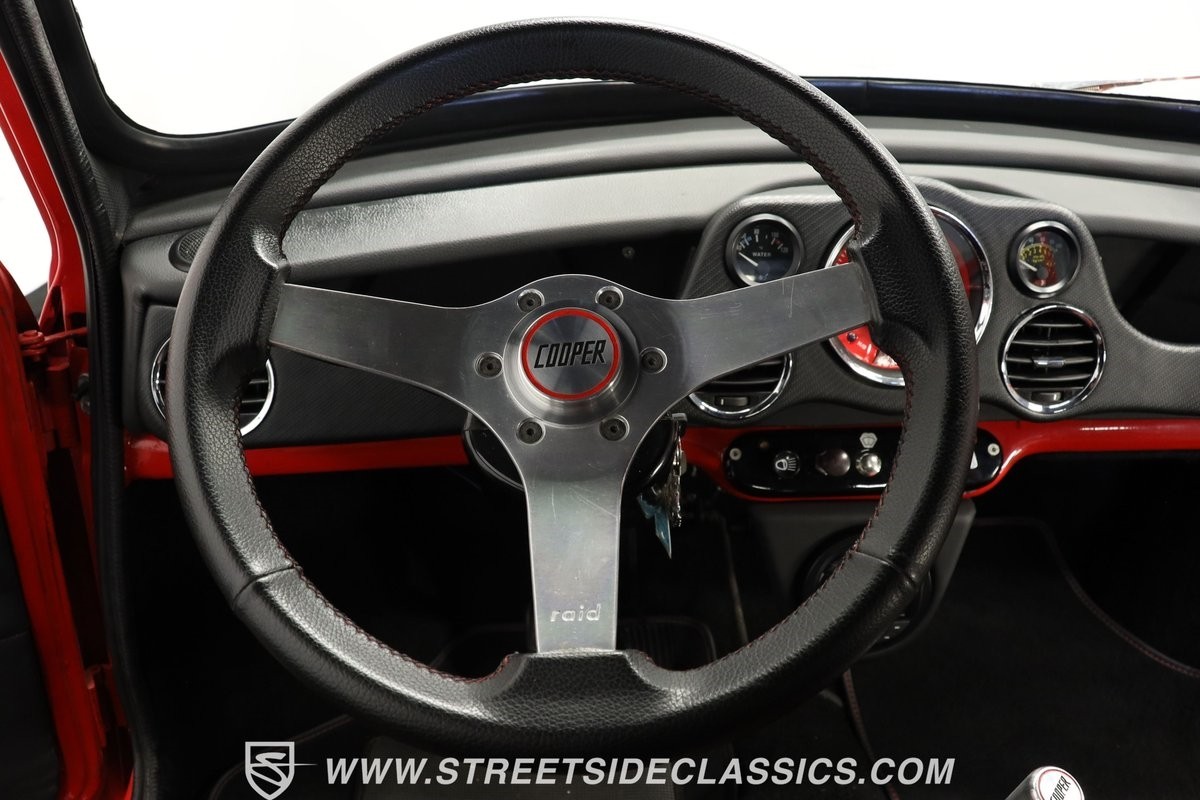 Mini-1275-GT-1974-Sedan-35