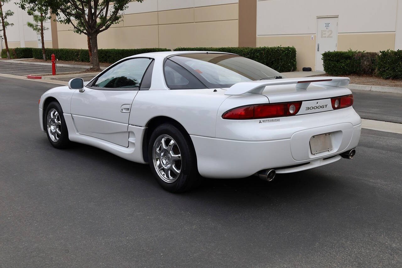 Mitsubishi-3000GT-1995-Coupe-4