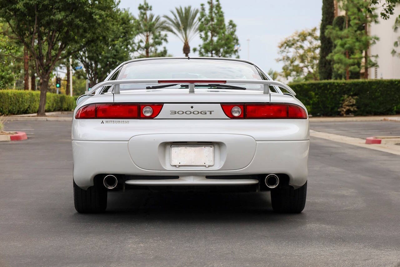 Mitsubishi-3000GT-1995-Coupe-7