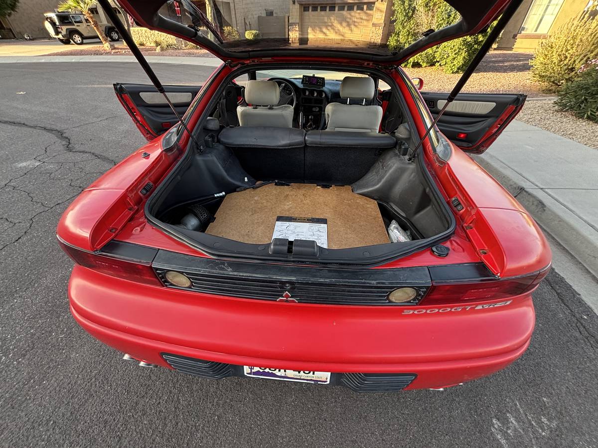 Mitsubishi-3000gt.-vr4-1993-red-16