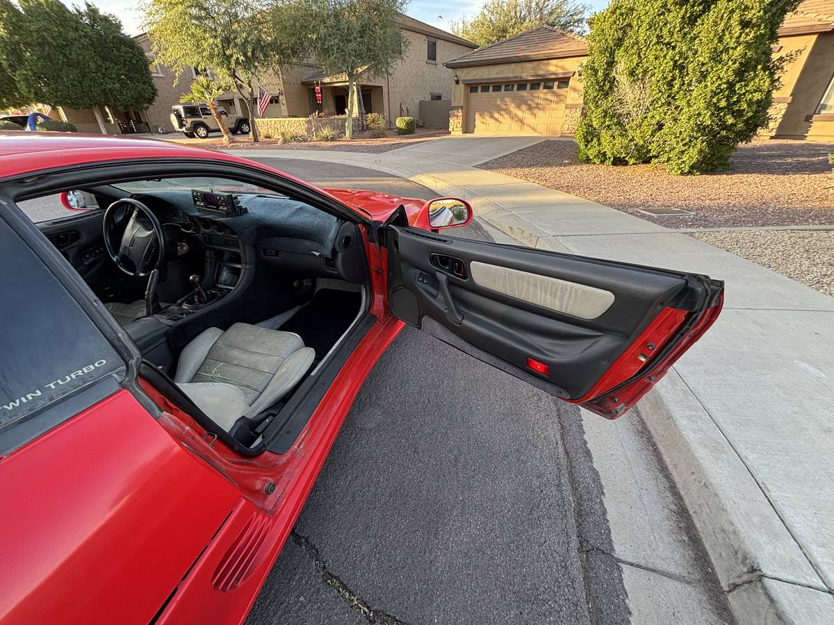 Mitsubishi-3000gt.-vr4-1993-red-4