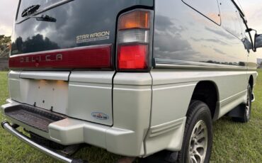 Mitsubishi-Delica-1996-Minivan-14