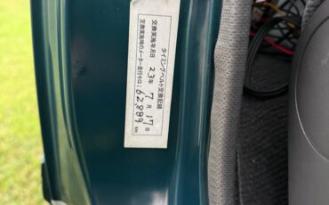 Mitsubishi-Delica-1996-Minivan-22