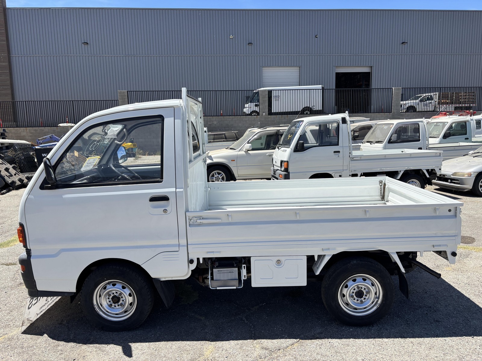 Mitsubishi-Minicab-1994-Truck-3