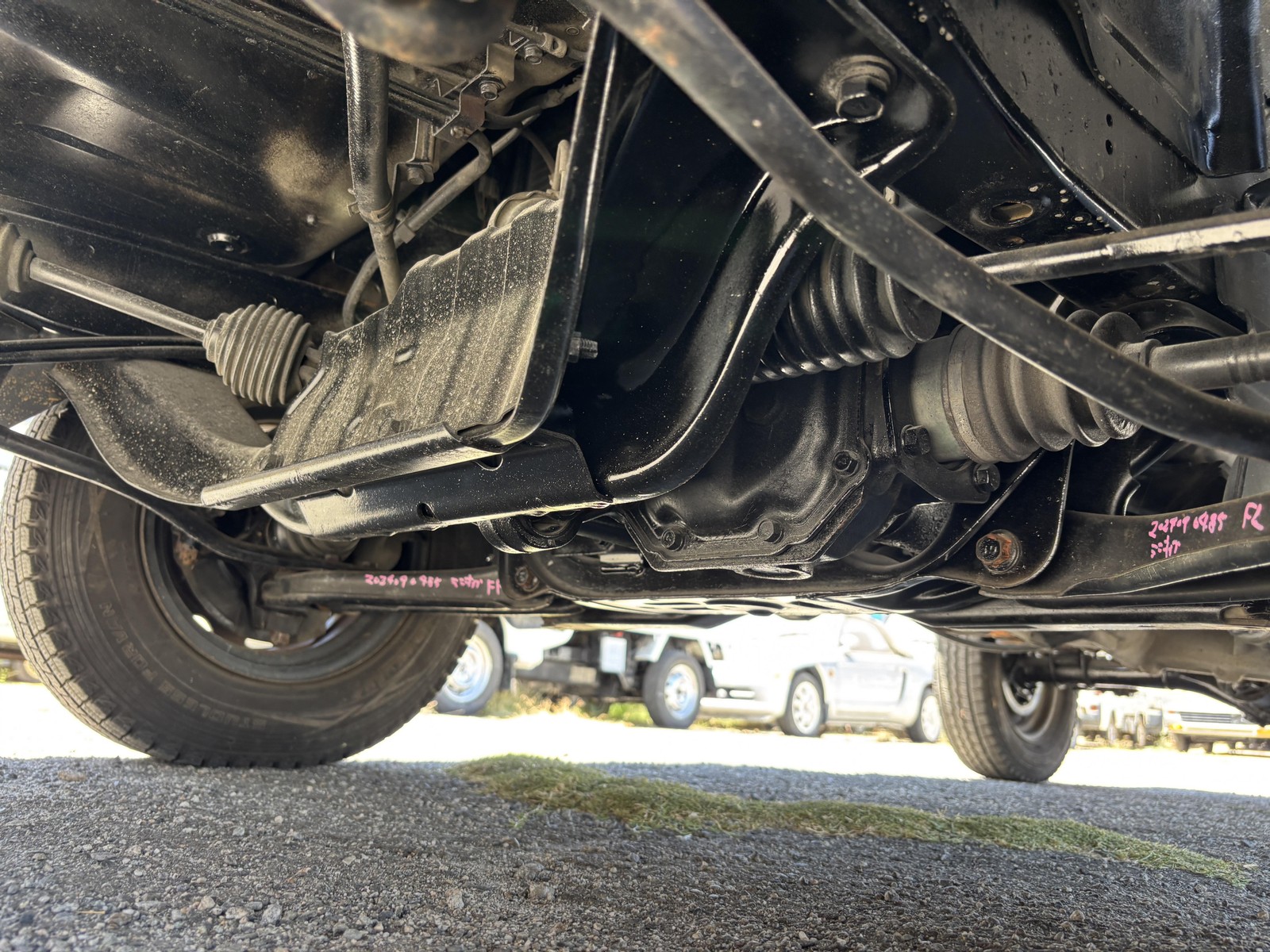 Mitsubishi-Minicab-1994-Truck-33