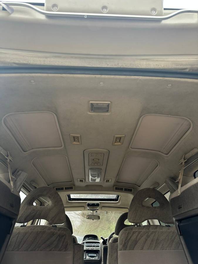 Mitsubishi-delica-diesel-1995-white-11