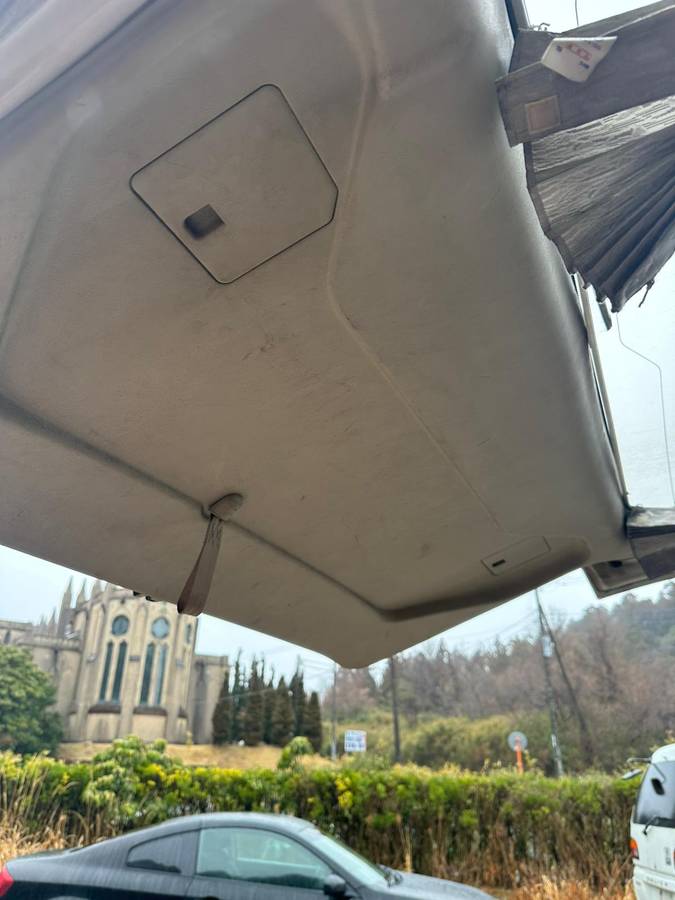 Mitsubishi-delica-diesel-1995-white-13