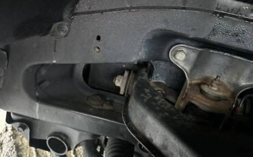 Mitsubishi-delica-diesel-1995-white-2