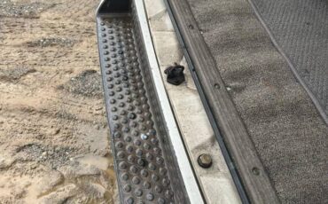 Mitsubishi-delica-diesel-1995-white-5