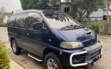 Mitsubishi-delica-diesel-1996-blue