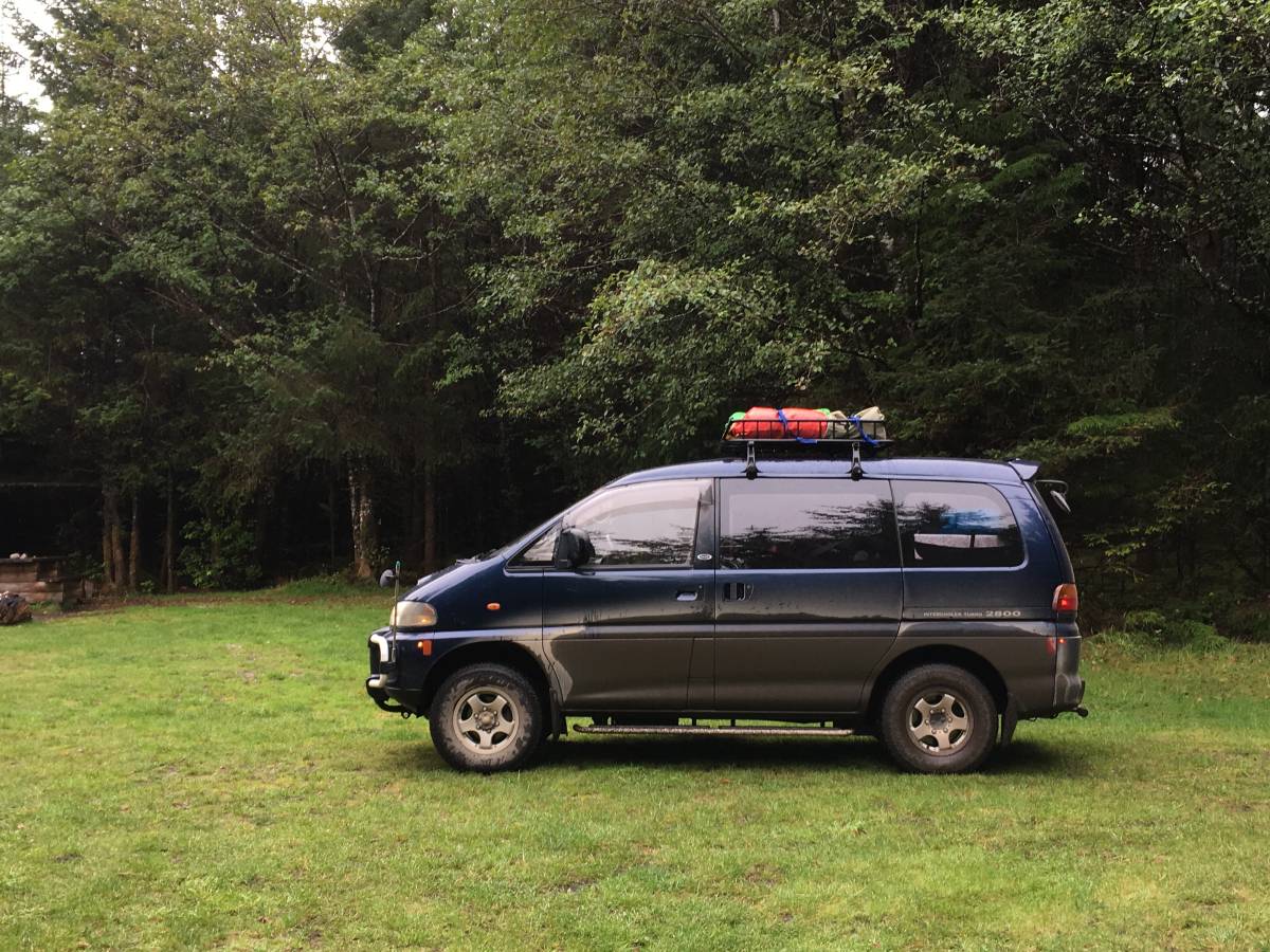 Mitsubishi-delica-diesel-1996-blue-8