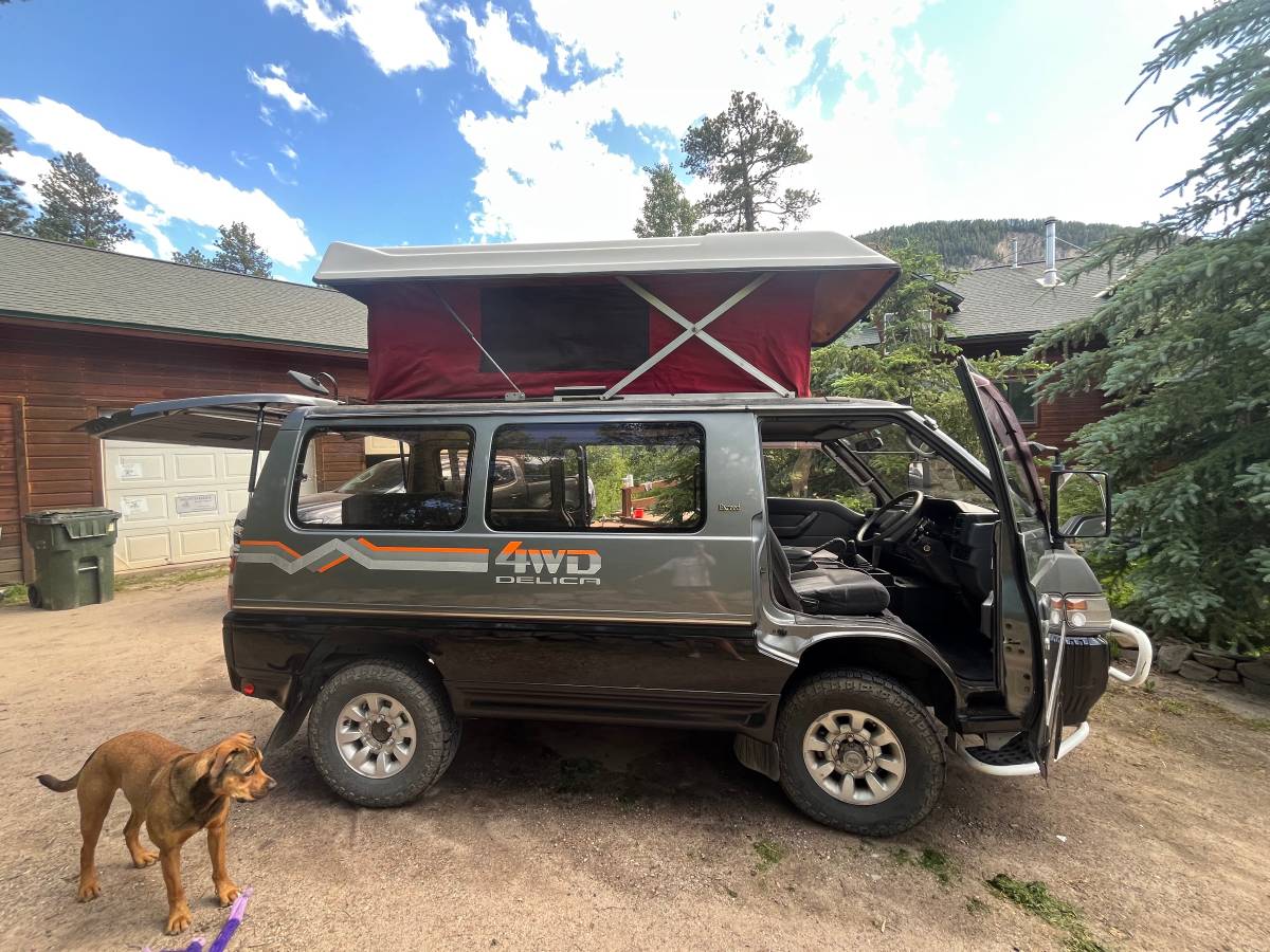 Mitsubishi-delica-l300-diesel-1991-1