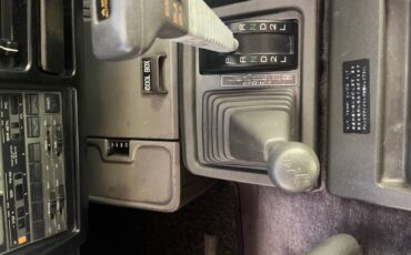 Mitsubishi-delica-l300-diesel-1991-10