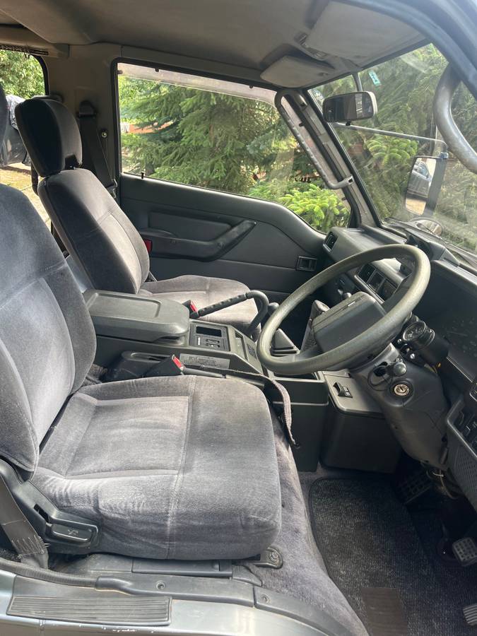 Mitsubishi-delica-l300-diesel-1991-3