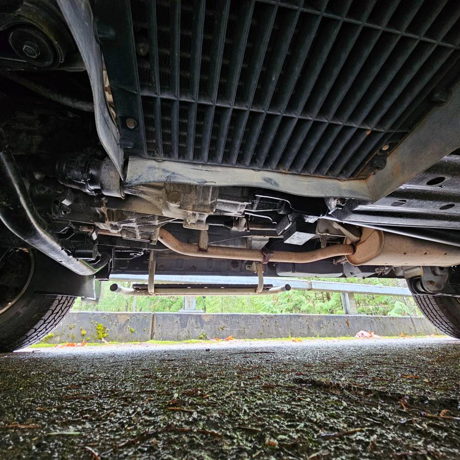 Mitsubishi-delica-l400-spacegear-diesel-1994-21