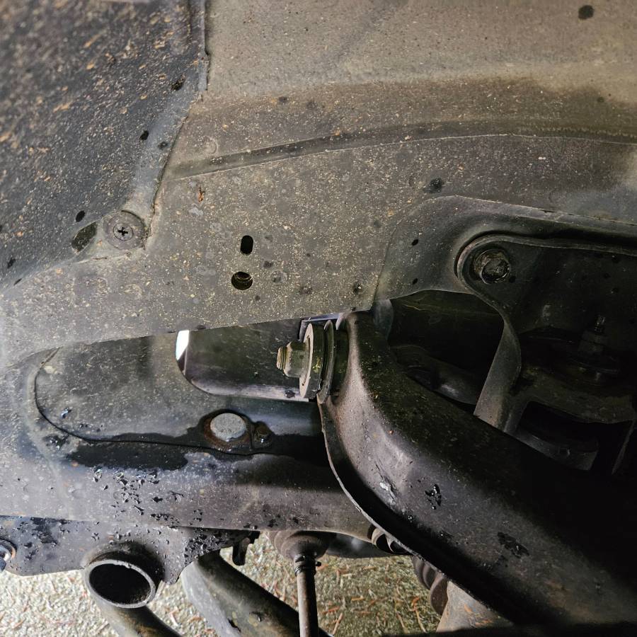 Mitsubishi-delica-l400-spacegear-diesel-1994-5