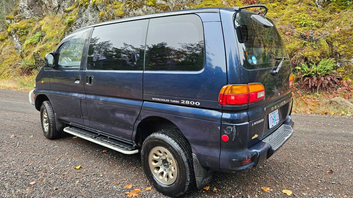 Mitsubishi-delica-l400-spacegear-diesel-1994-8