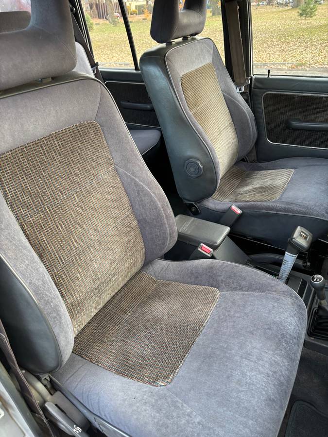 Mitsubishi-montero-1989-15