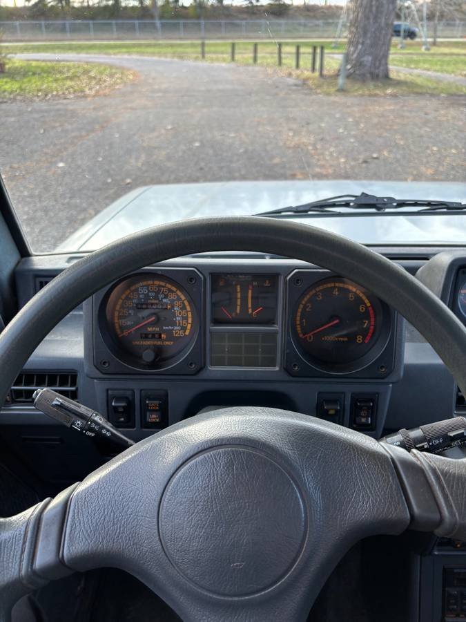 Mitsubishi-montero-1989-21