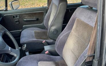 Mitsubishi-montero-1989-22