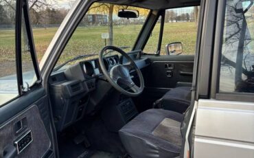 Mitsubishi-montero-1989-5