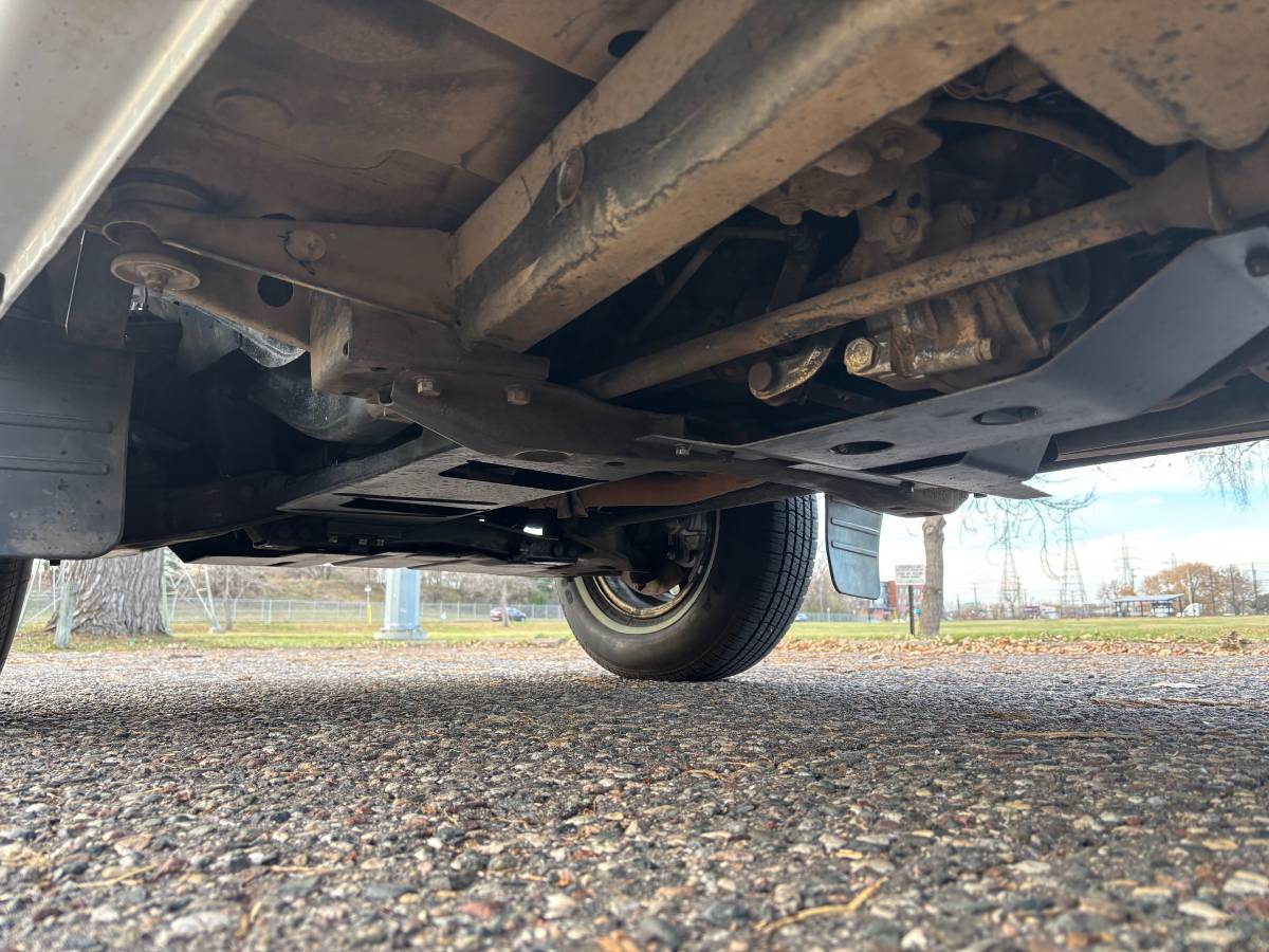 Mitsubishi-montero-1989-9