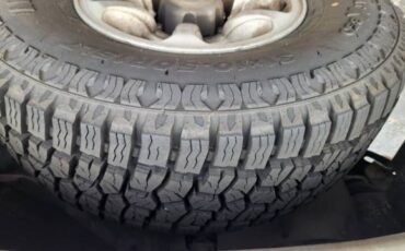 Mitsubishi-montero-1996-3