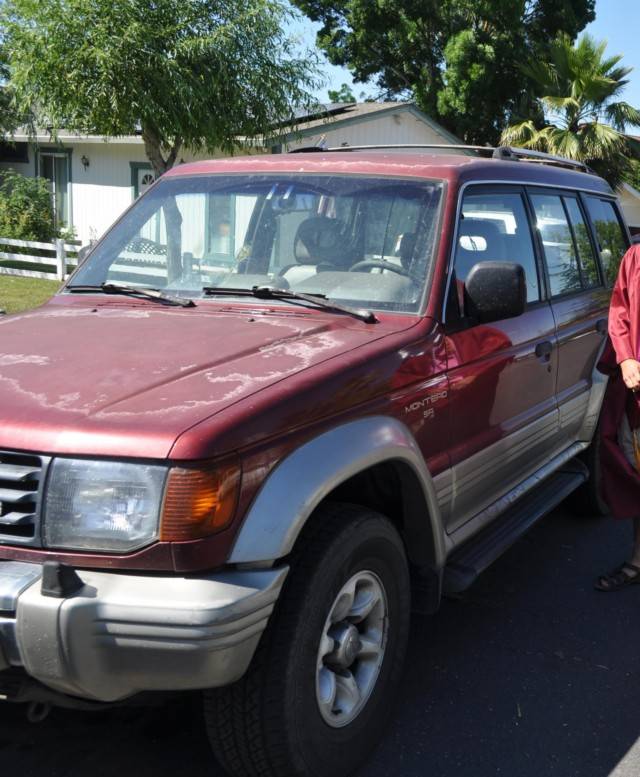 Mitsubishi-montero-1996-5