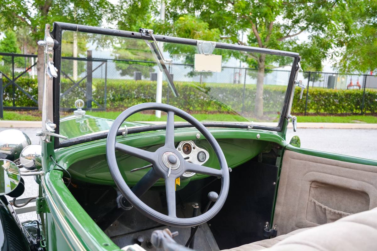 Model-a-1931-green-4