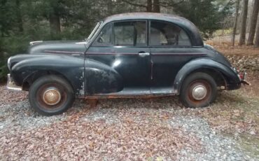 Morris-minor-saloon-coupe-1954-black-3