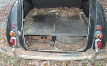 Morris-minor-saloon-coupe-1954-black-4