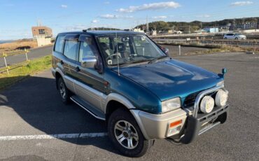 Nissam-mistral-diesel-1995-green-1