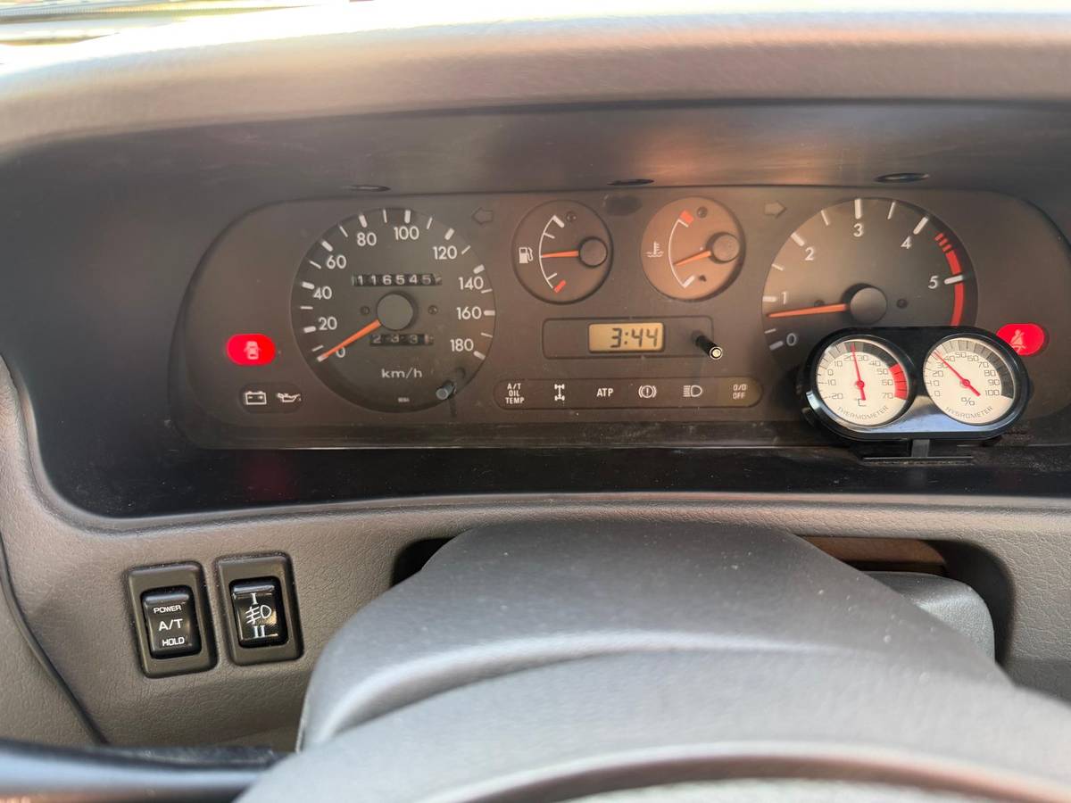 Nissam-mistral-diesel-1995-green-10