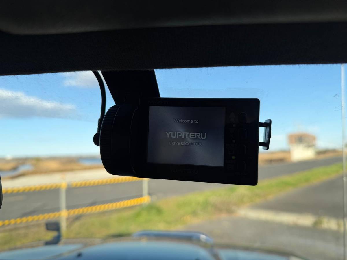 Nissam-mistral-diesel-1995-green-17