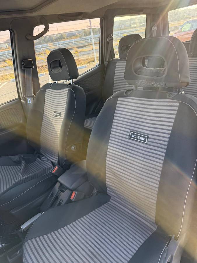 Nissam-mistral-diesel-1995-green-8