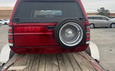 Nissan-1993-red-1