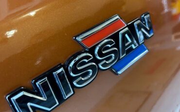 Nissan-720-1983-orange-1