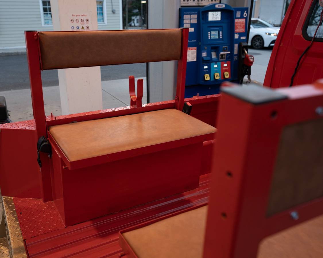 Nissan-atlas-1991-red-19