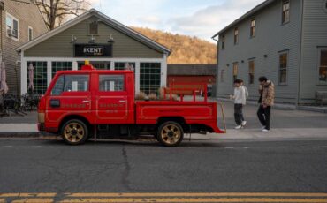 Nissan-atlas-1991-red-2