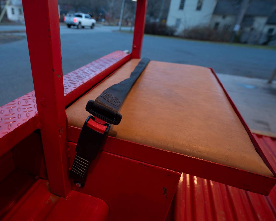 Nissan-atlas-1991-red-22