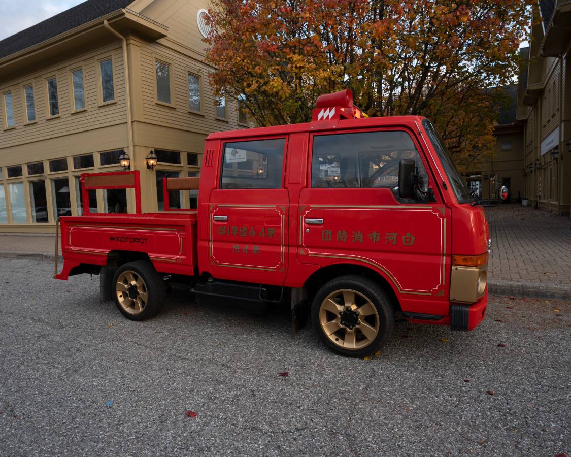 Nissan-atlas-1991-red-4