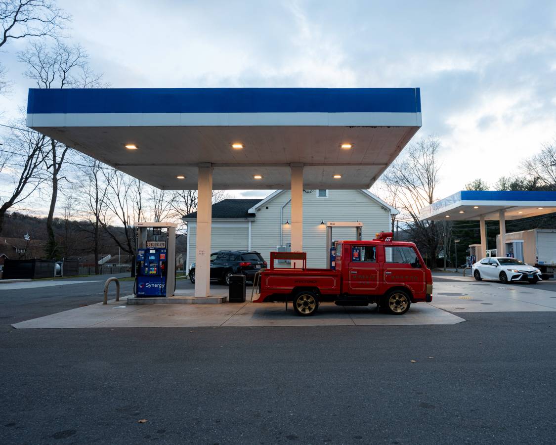 Nissan-atlas-1991-red-6