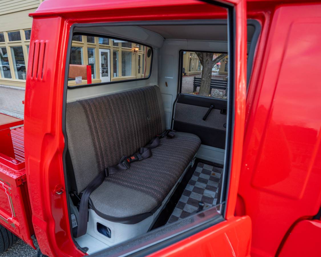 Nissan-atlas-1991-red-9