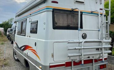 Nissan-atlas-diesel-1993-white-2