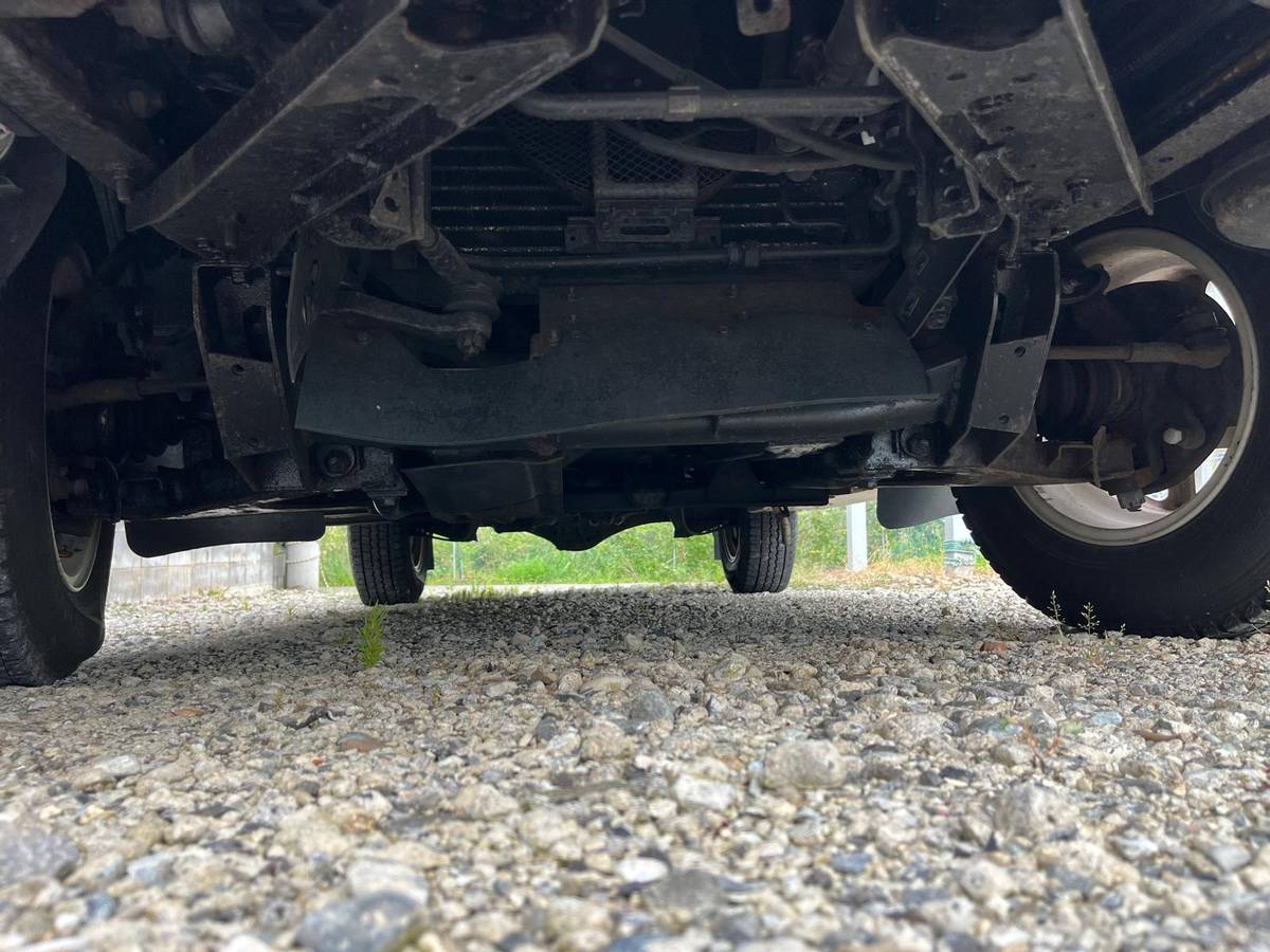 Nissan-atlas-diesel-1993-white-9