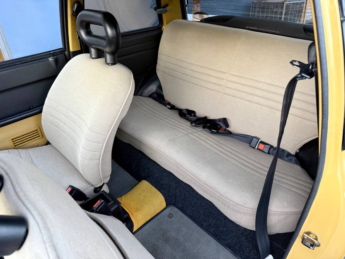 Nissan-be-1-1988-yellow-18