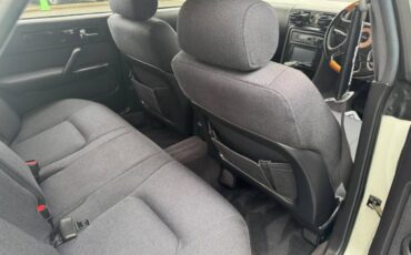 Nissan-cedric-rhd-1992-12